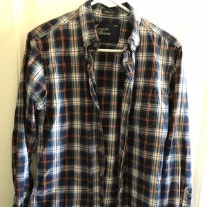 Men’s long sleeve button up shirt